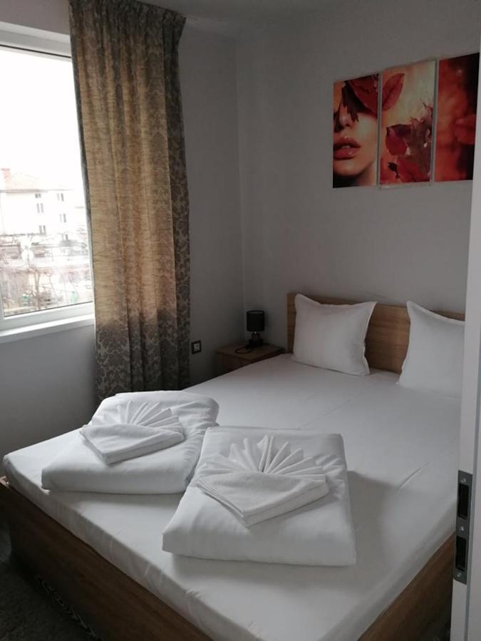 Astoria Apart otel Hisarya Dış mekan fotoğraf