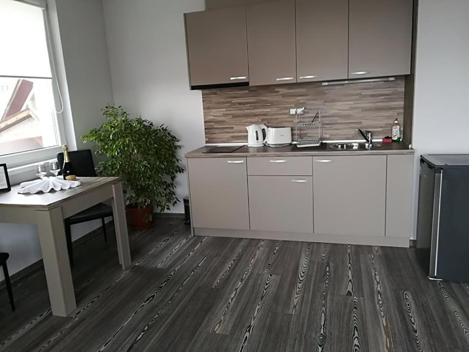 Astoria Apart otel Hisarya Dış mekan fotoğraf