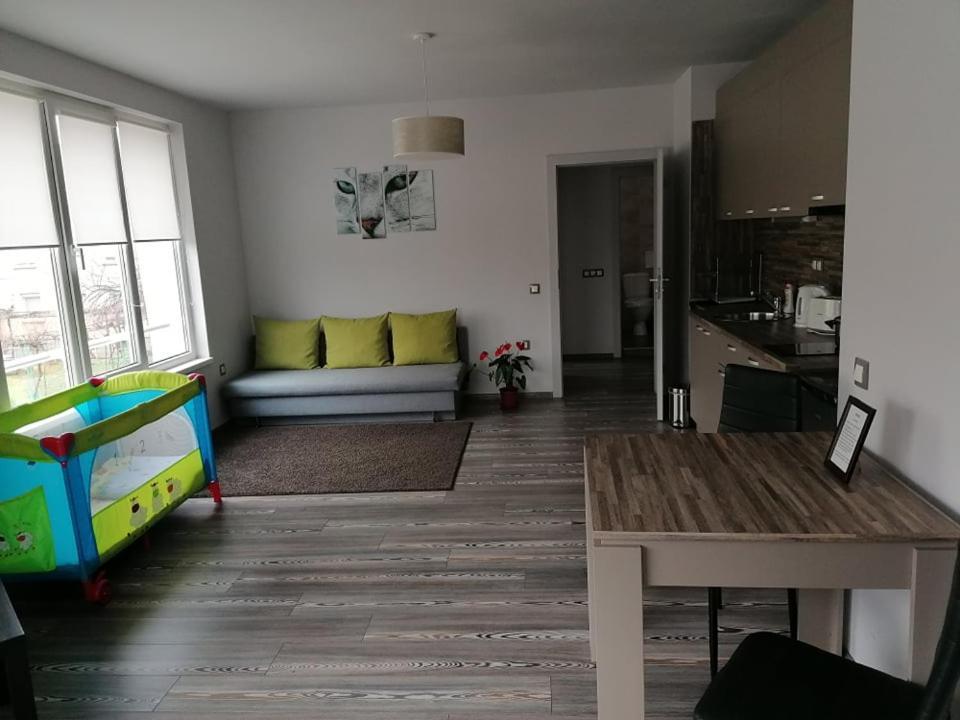 Astoria Apart otel Hisarya Dış mekan fotoğraf